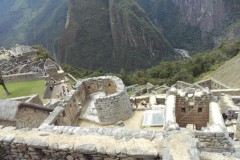 Mura-Poligonali-Incisioni-Altari-Edifici-Rupestri-Megaliti-Machu-Picchu-Aguas-Calientes-Urubamba-Cusco-Perù-96